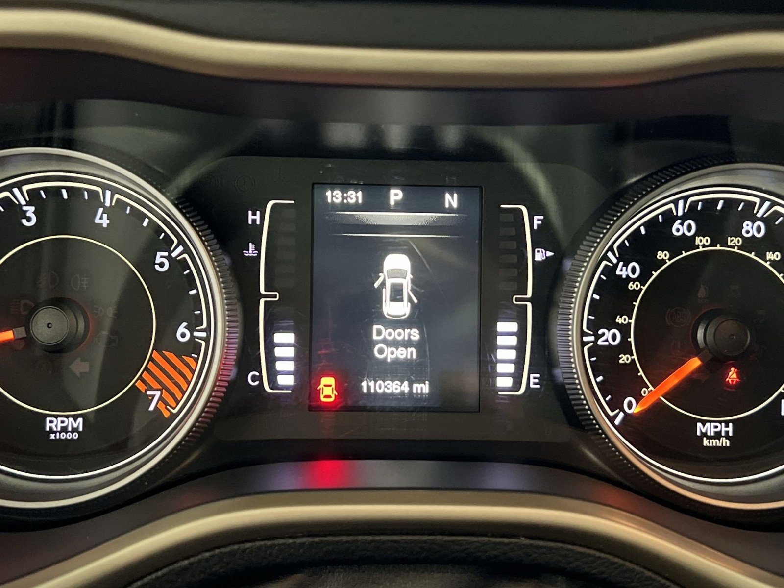 Used 2015 Jeep Cherokee Latitude w/ Cold Weather Group image 17