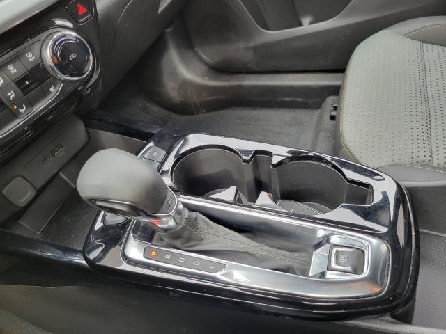 Used 2024 Chevrolet Trax LT w/ Driver Confidence Package FWD image 20
