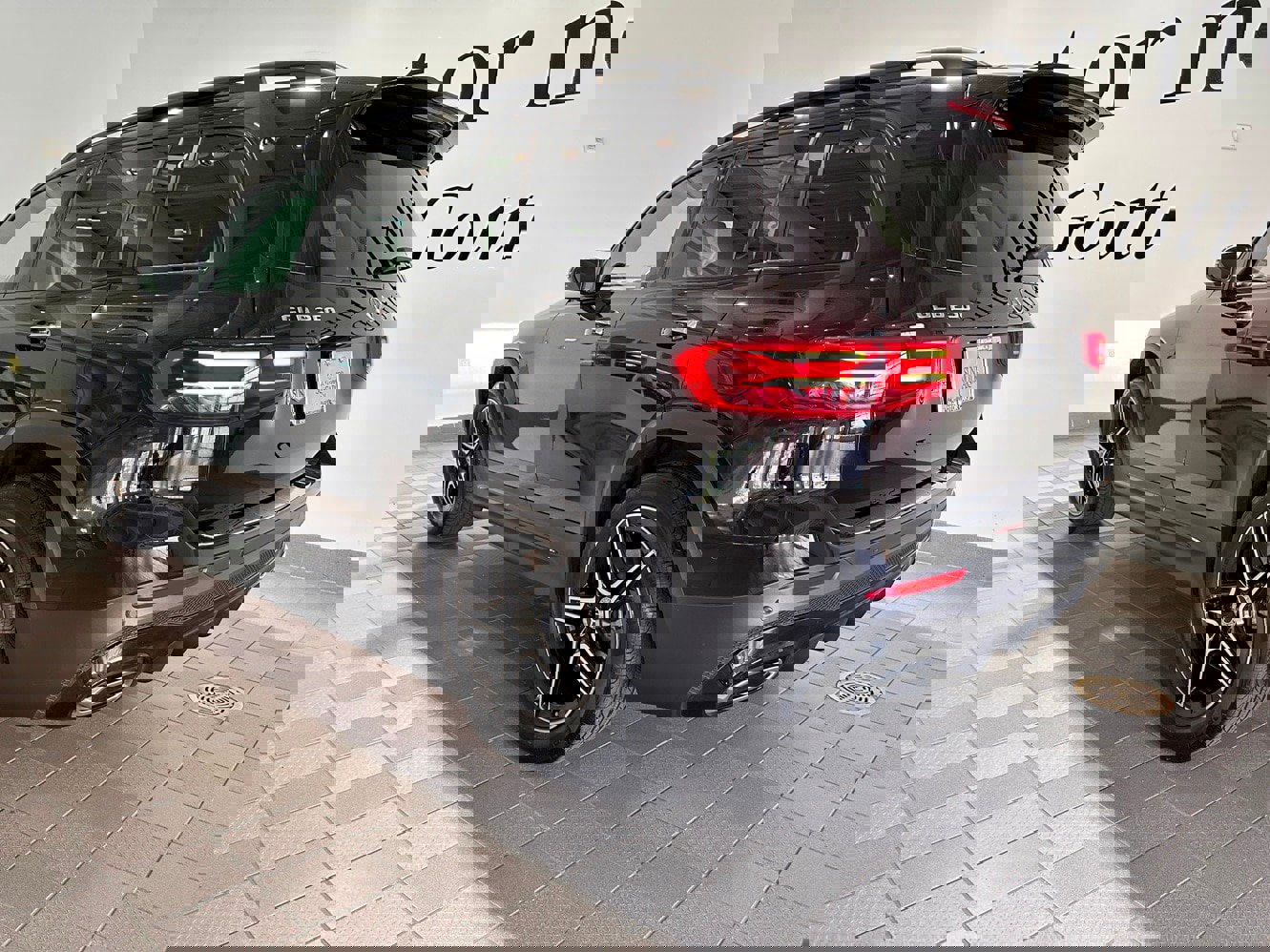 Used 2024 Mercedes-Benz GLB 250 4MATIC image 6