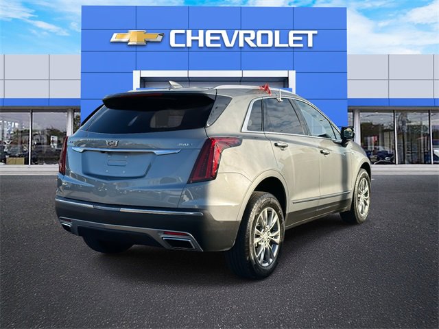 Used 2023 Cadillac XT5 Premium Luxury image 2