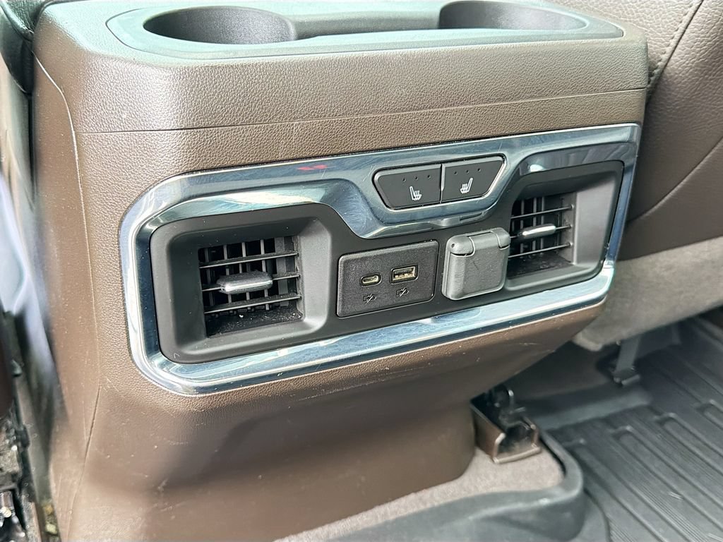 Used 2021 GMC Sierra 3500 Denali w/ Denali Ultimate Package AWD/4WD image 27