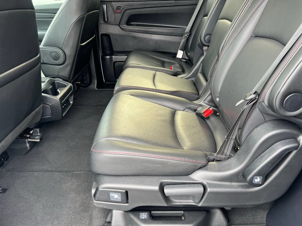 Used 2025 Honda Odyssey Sport-L image 16