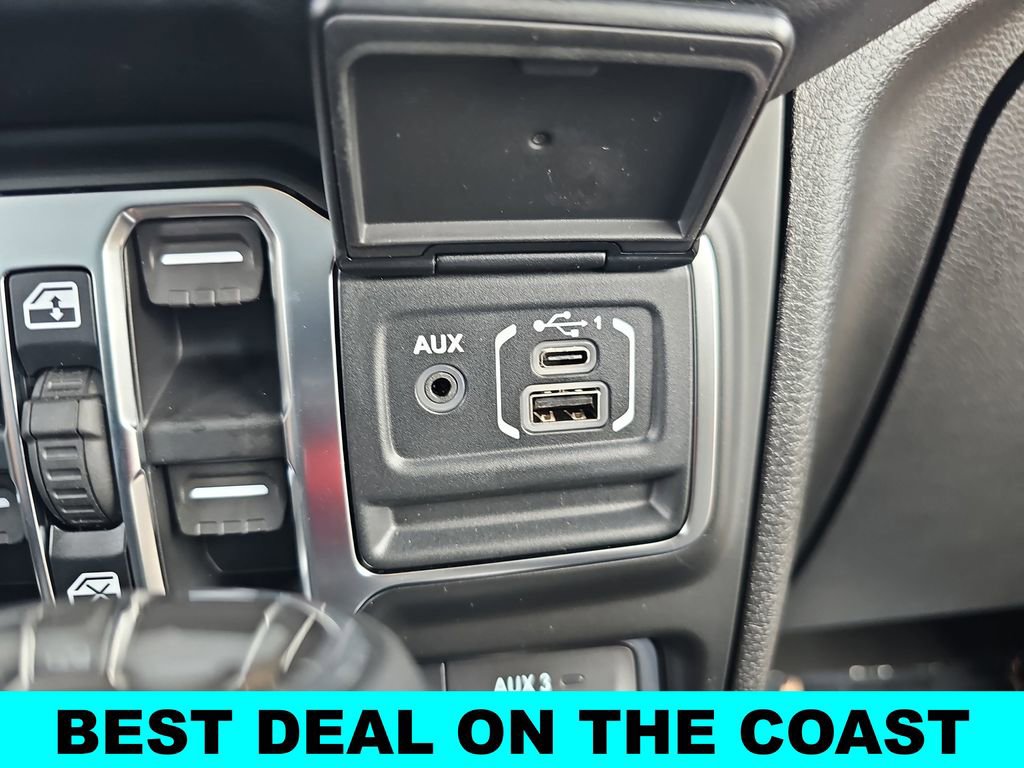 New 2026 Jeep Wrangler Unlimited Rubicon w/ Steel Bumper Group image 25