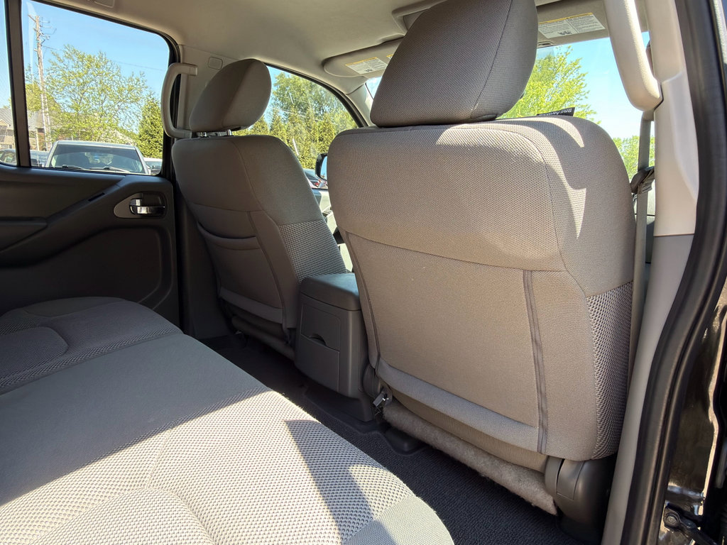 Used 2021 Nissan Frontier SV image 20