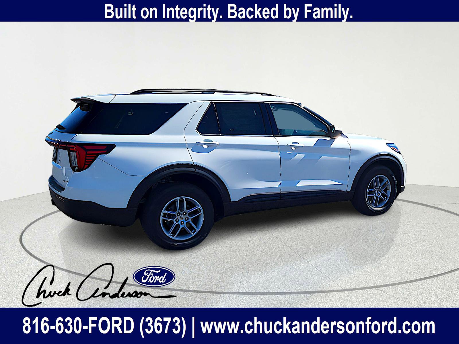 New 2026 Ford Explorer Active AWD/4WD image 9