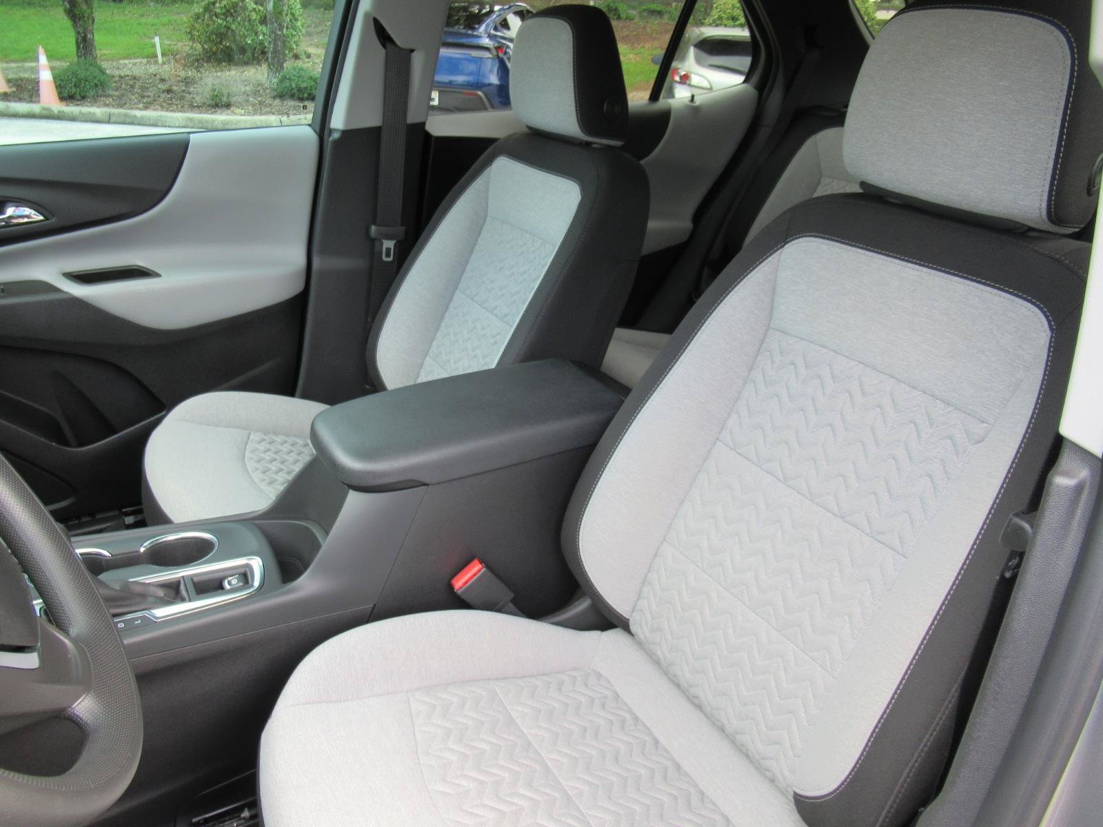Used 2024 Chevrolet Equinox LS w/ LS Convenience Package FWD image 18