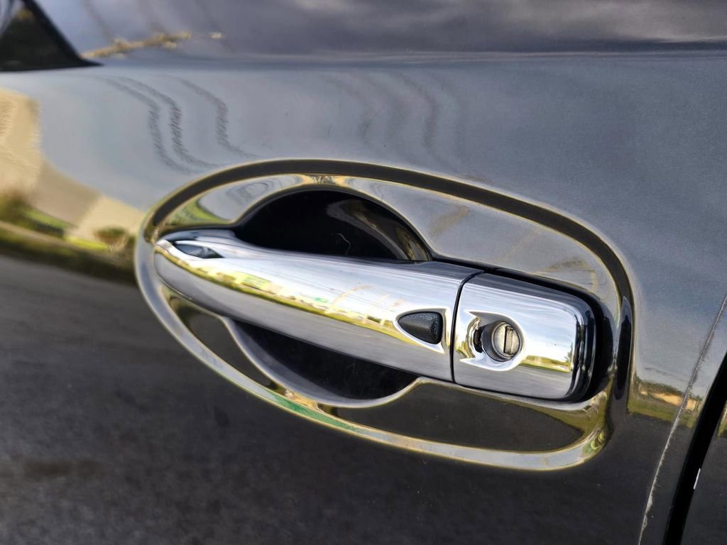 Used 2020 Nissan Rogue SV image 7