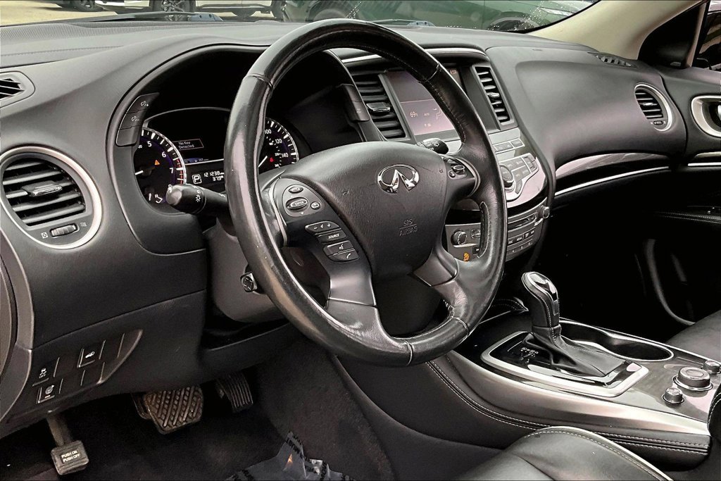 Used 2019 INFINITI QX60 Pure AWD/4WD image 16