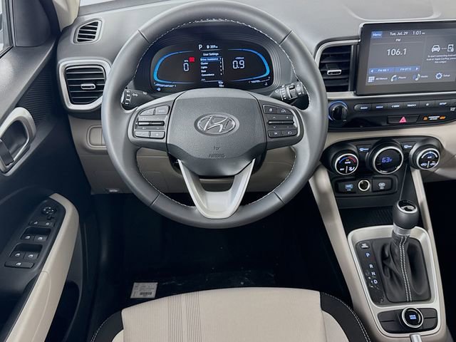 New 2025 Hyundai Venue SEL image 20
