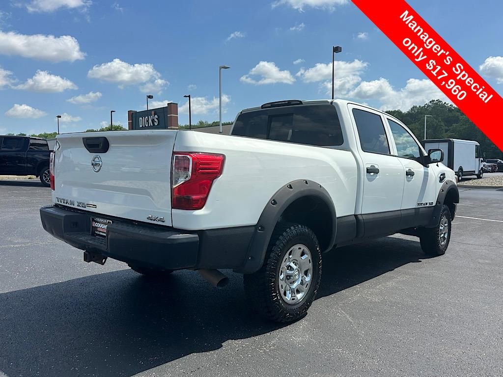 Used 2017 Nissan Titan S image 5
