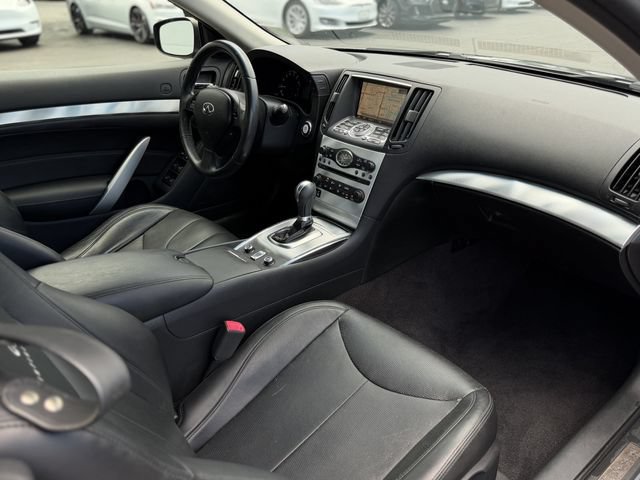 Used 2014 INFINITI Q60 Convertible w/ Premium Package RWD image 20