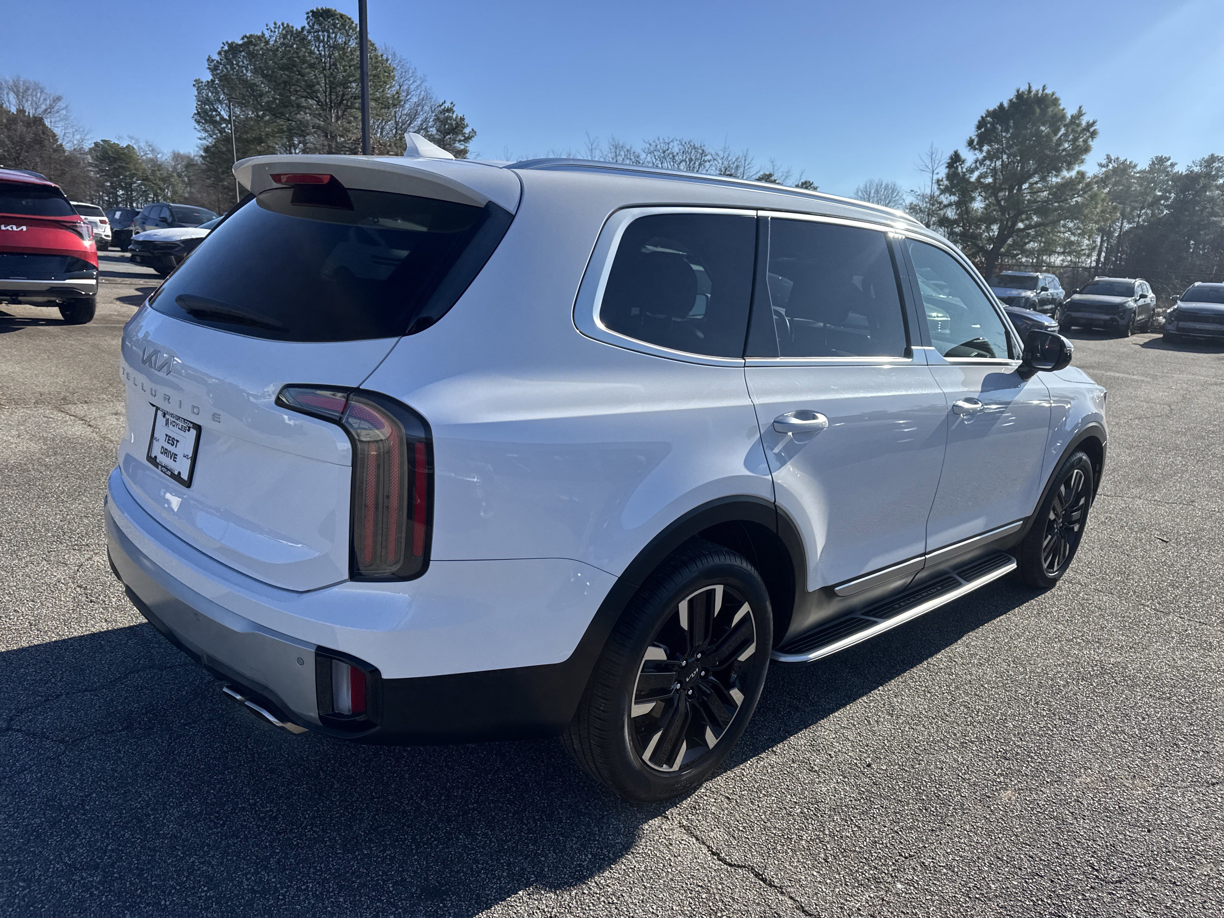 Certified 2023 Kia Telluride SX image 7