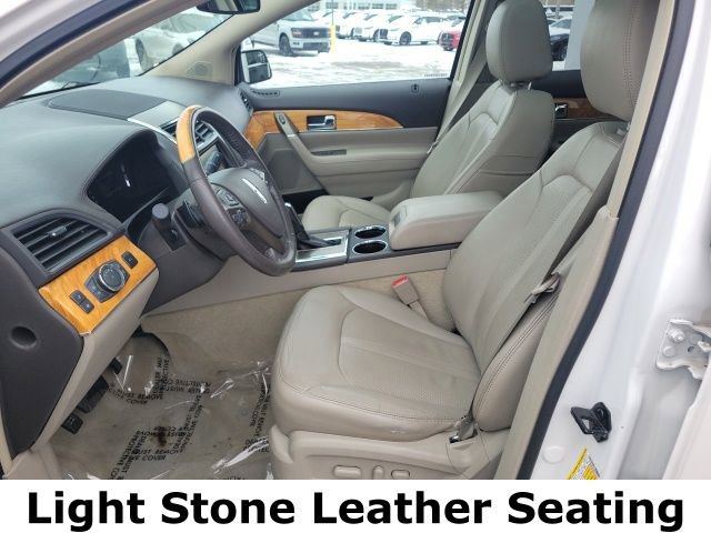 Used 2014 Lincoln MKX AWD w/ Olive Ash Wood Package image 4