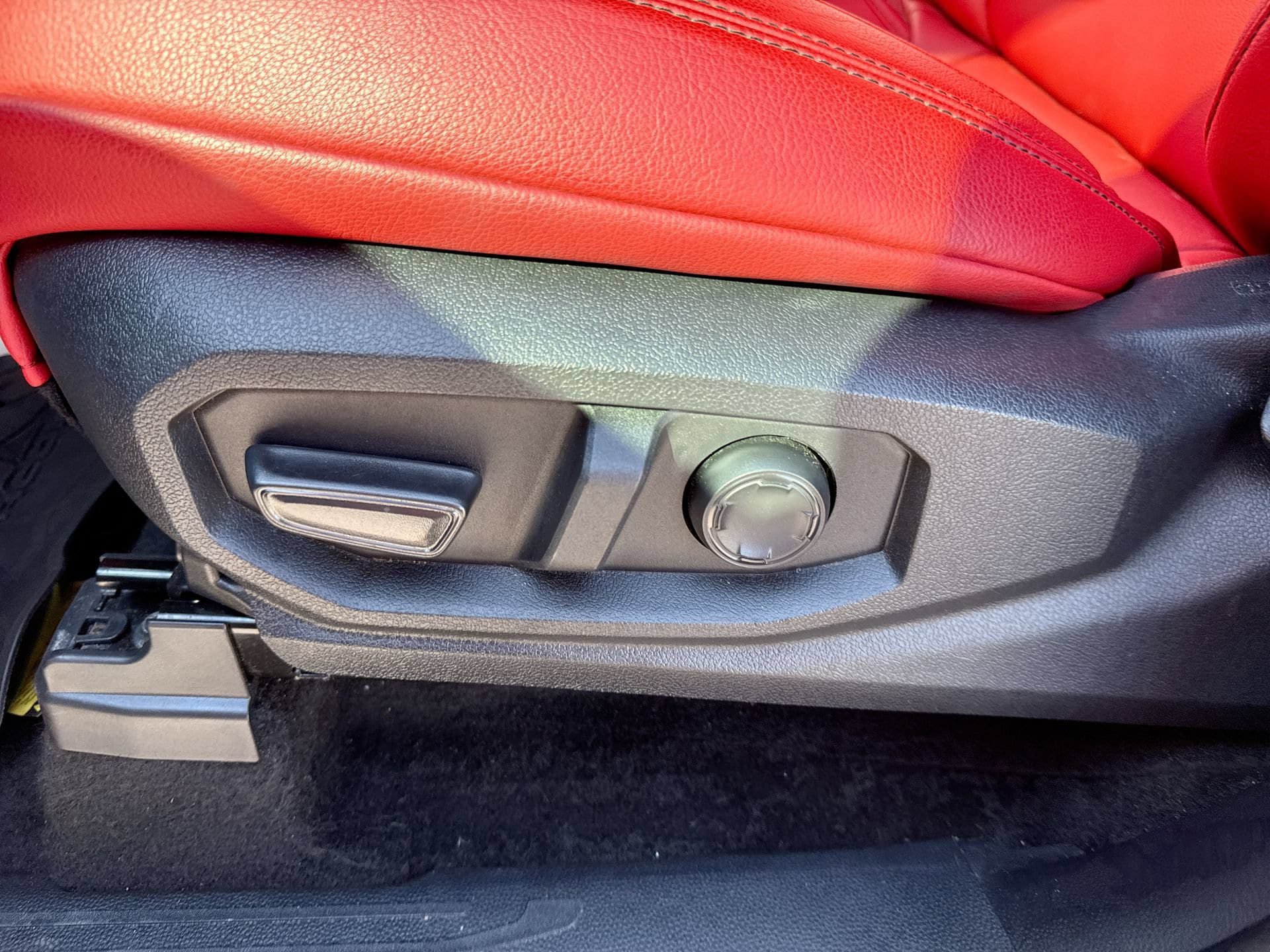 Certified 2025 Toyota Tacoma TRD Pro AWD/4WD image 14