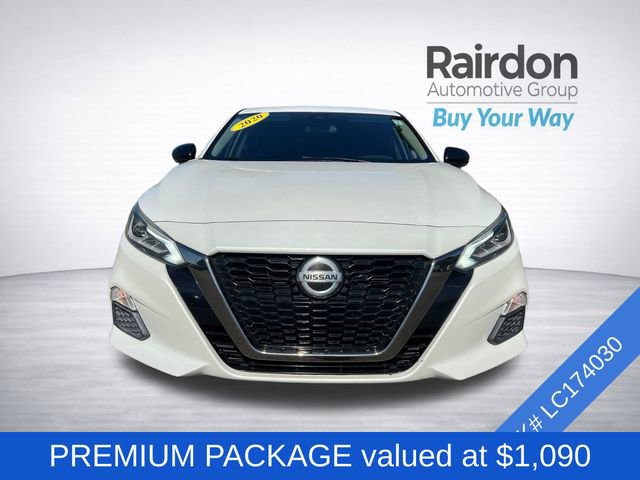 Used 2020 Nissan Altima 2.5 SR w/ Premium Package FWD image 2