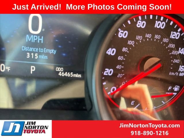 Used 2022 Toyota Camry XSE image 15