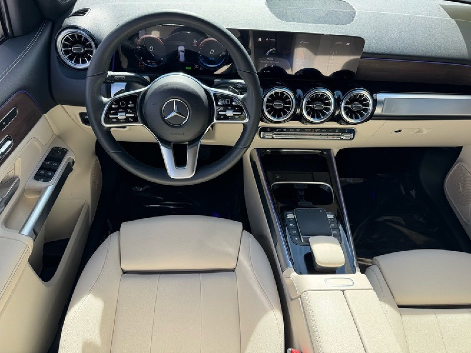 New 2023 Mercedes-Benz EQB 300 4MATIC image 17