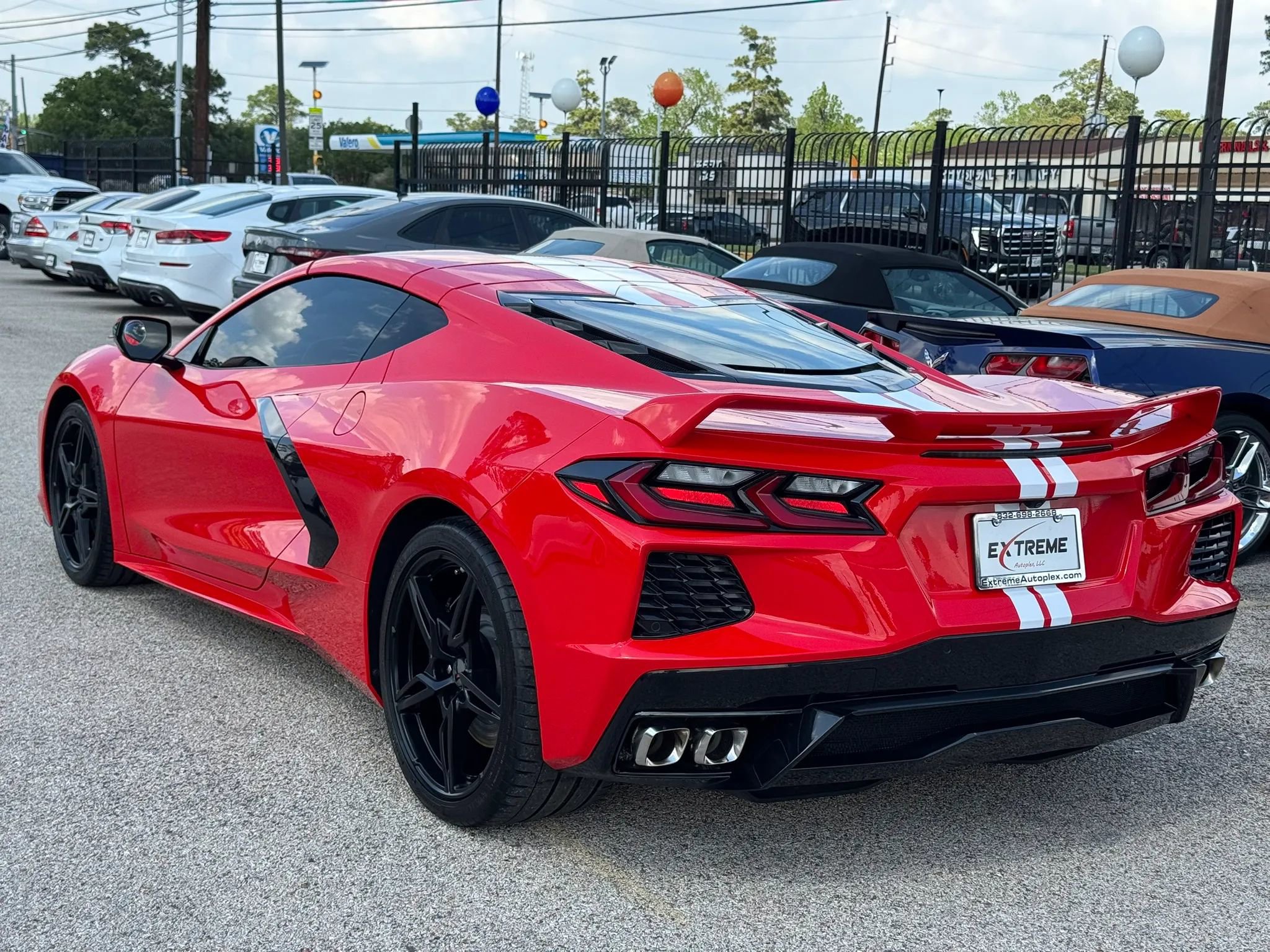 Used 2022 Chevrolet Corvette Stingray Coupe w/ Z51 Performance Package image 8