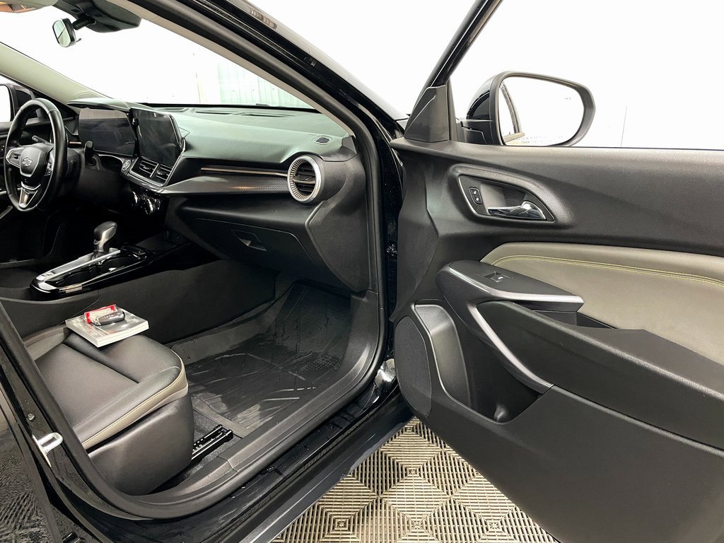 Certified 2024 Chevrolet Trax ACTIV w/ Sunroof Package image 35