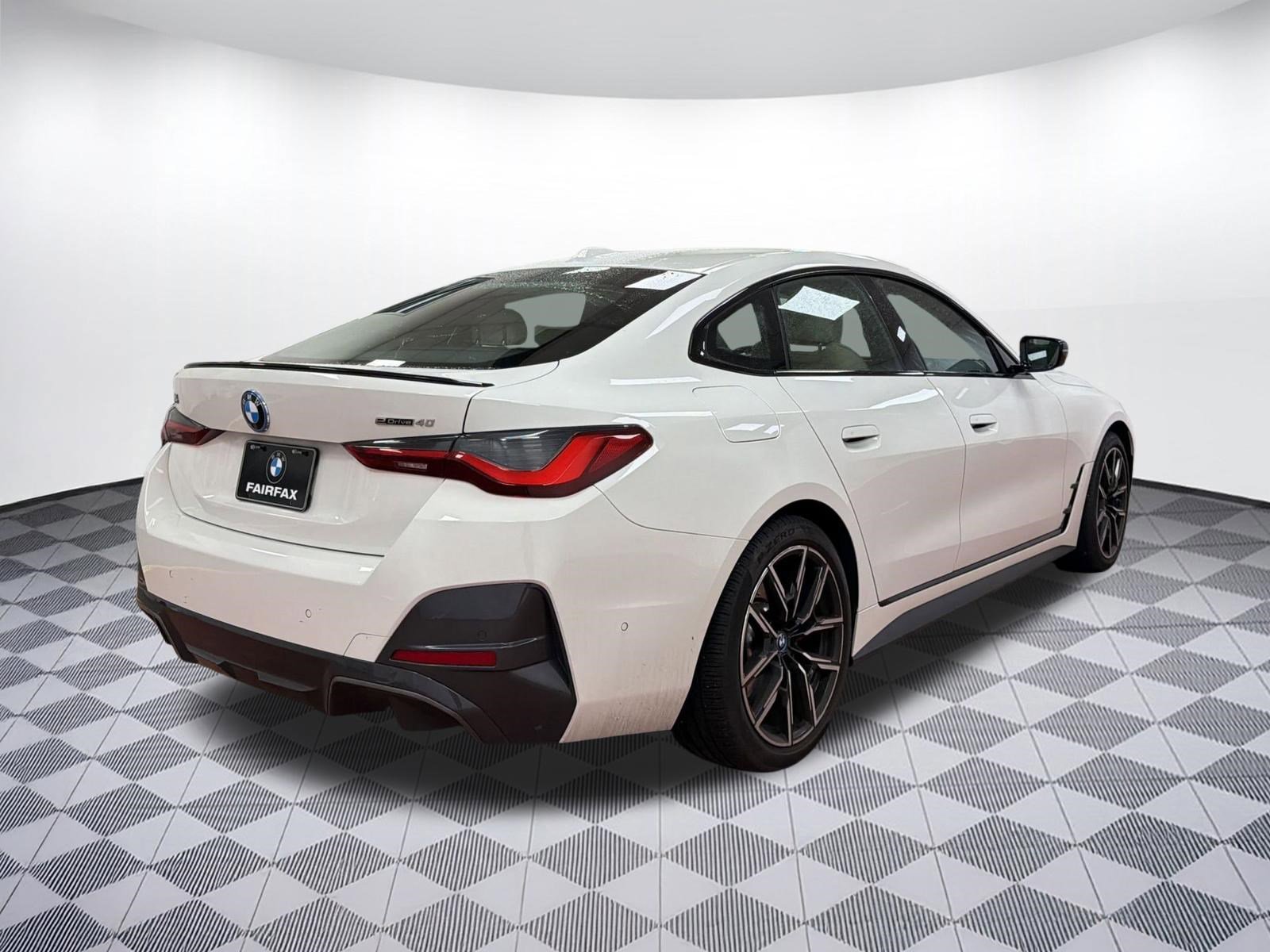 Certified 2024 BMW i4 eDrive40 w/ M Sport Package RWD image 9