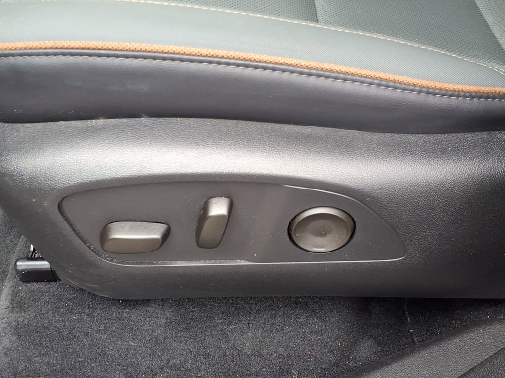 Certified 2024 GMC Acadia AT4 w/ LPO, Floor Liner Package image 25