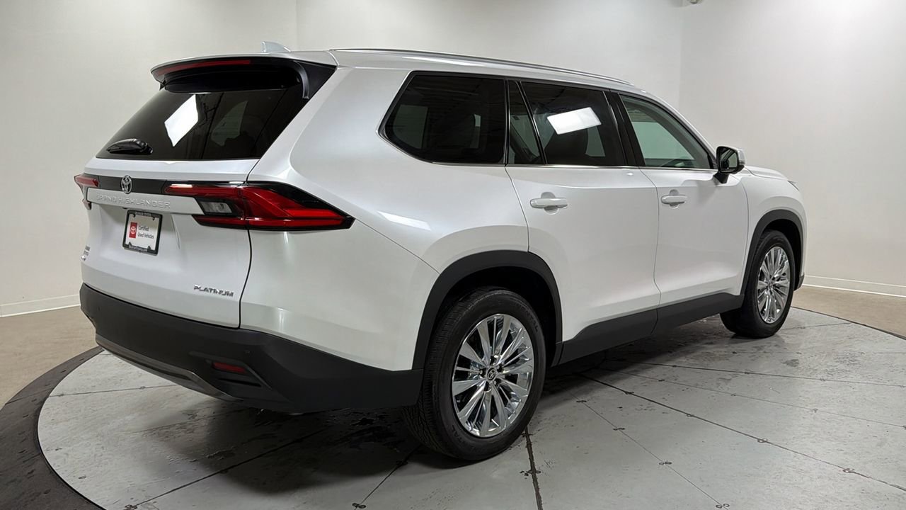 Certified 2024 Toyota Grand Highlander Platinum image 5