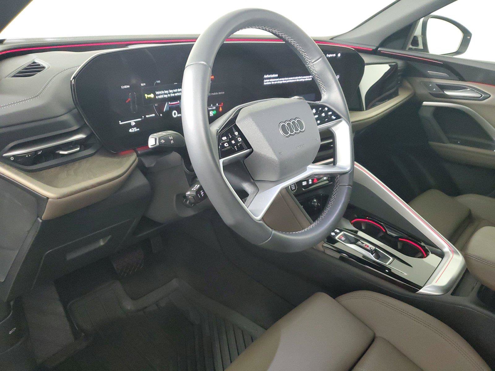 Used 2025 Audi Q5 Premium AWD/4WD image 24