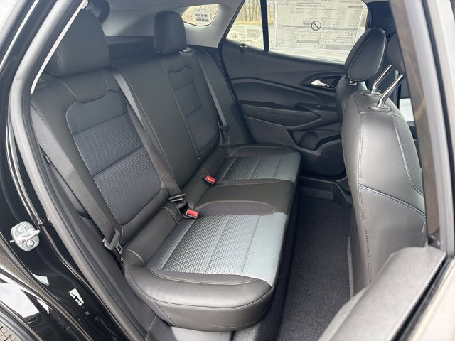 New 2026 Chevrolet Trax LT image 28