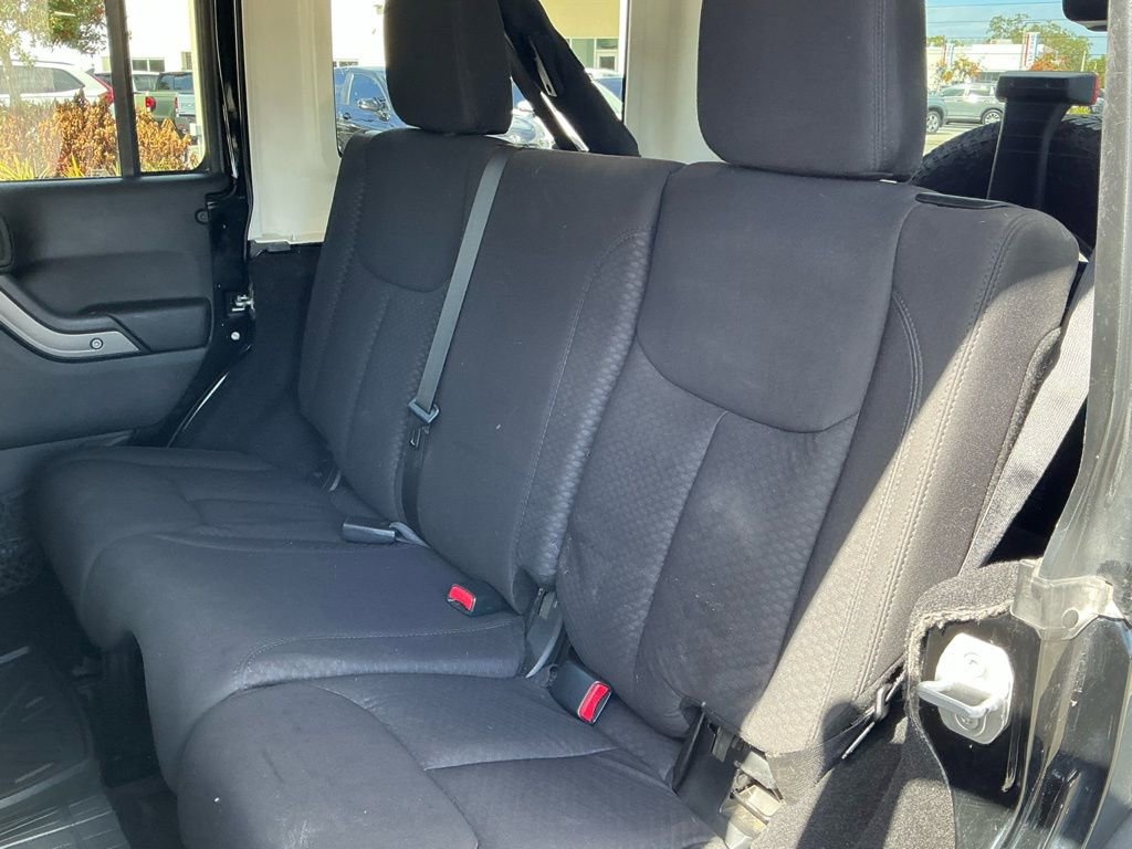 Used 2013 Jeep Wrangler Unlimited Sport image 28