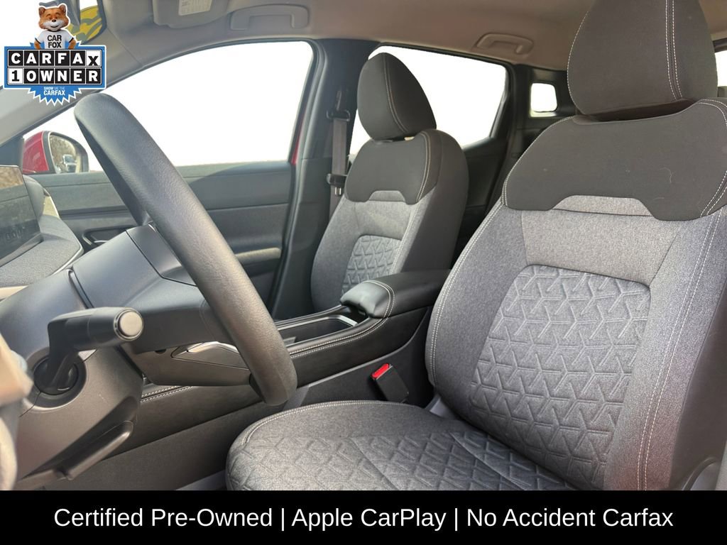 Certified 2025 Nissan Kicks SV image 9