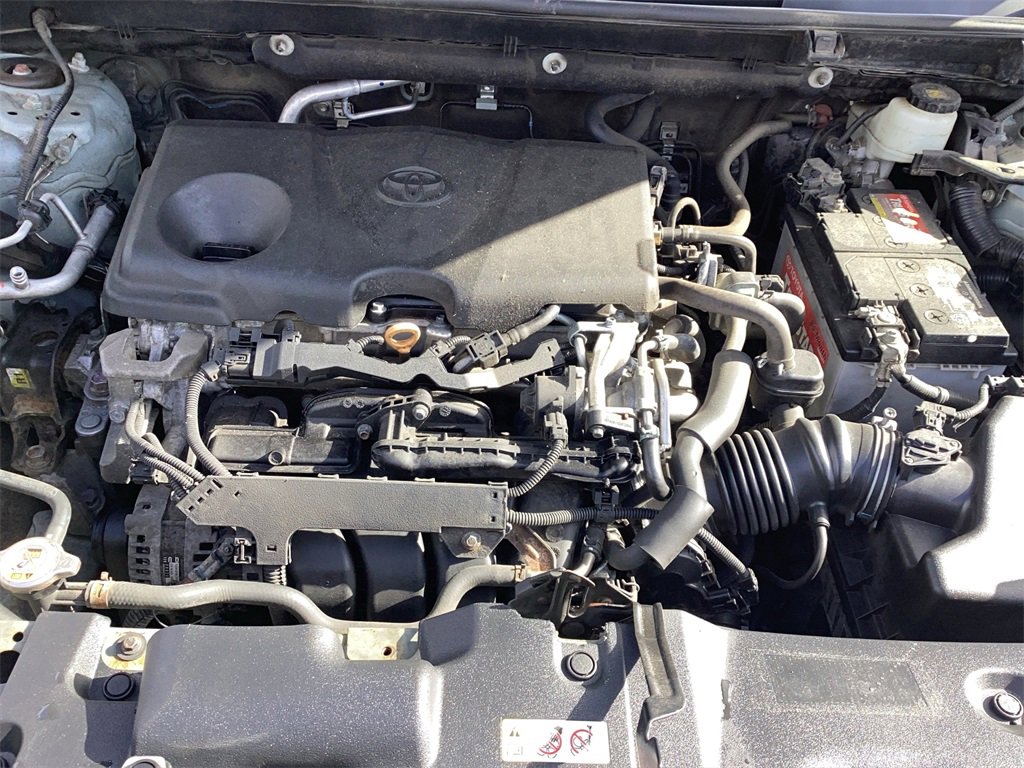 Used 2020 Toyota RAV4 XLE image 21