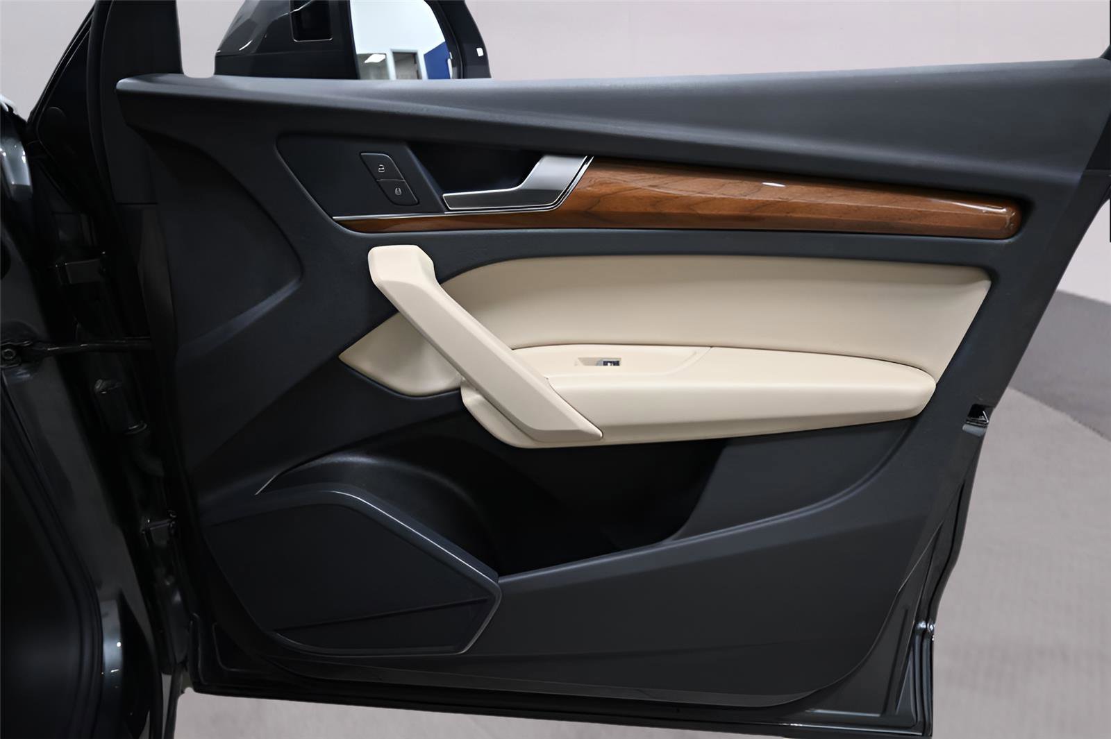 Used 2022 Audi Q5 e Premium image 19