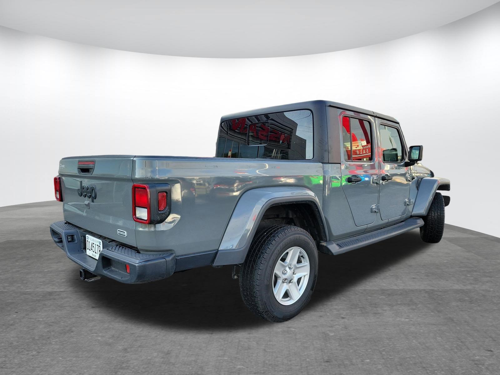 Used 2021 Jeep Gladiator Overland w/ Popular Equipment Package AWD/4WD image 5