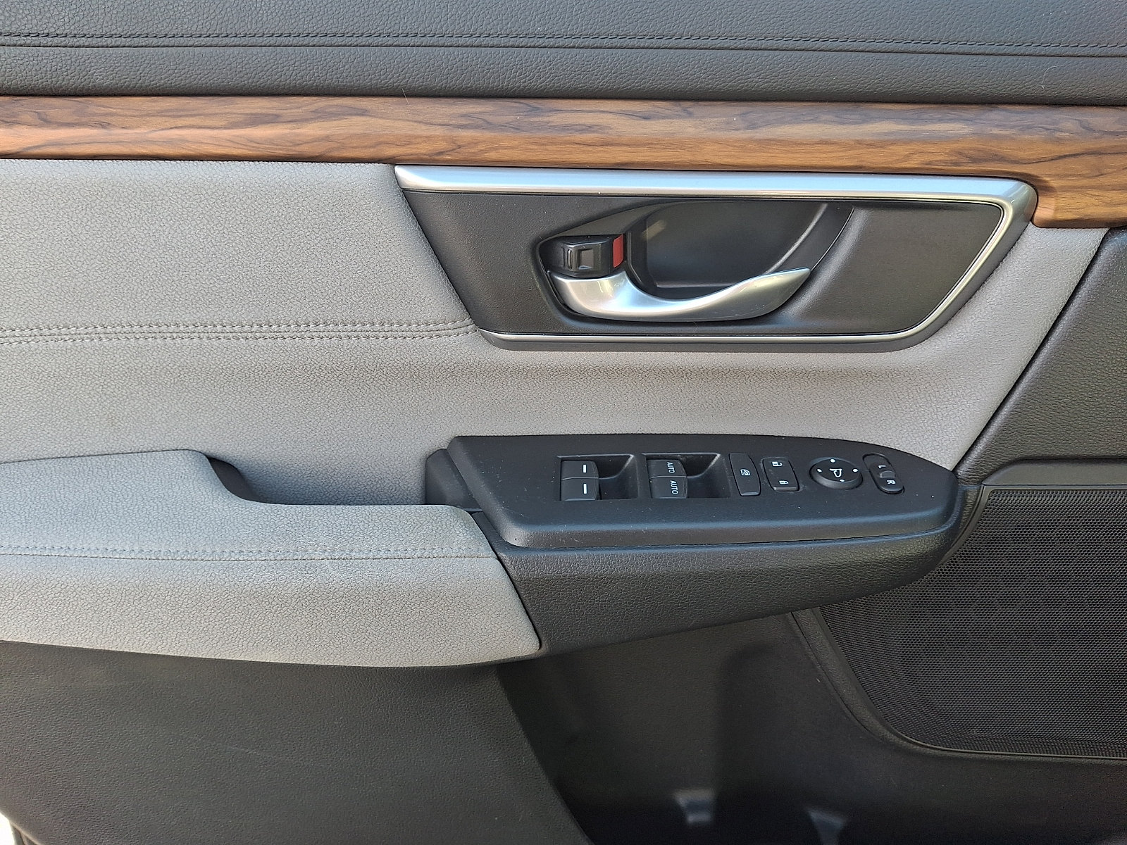 Certified 2019 Honda CR-V EX image 7