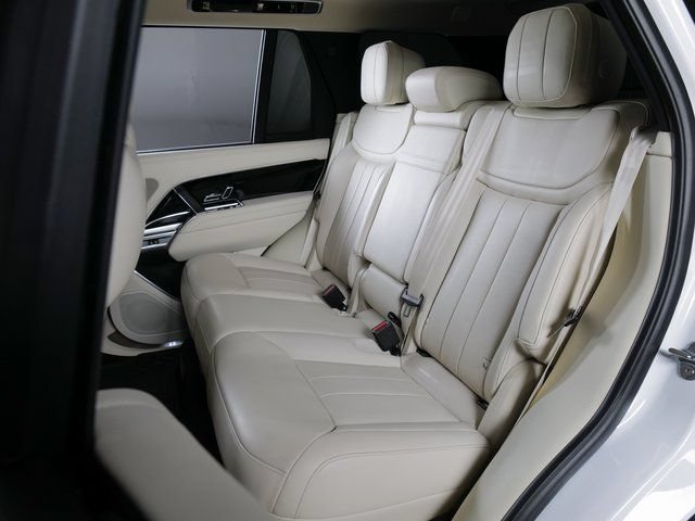 Certified 2023 Land Rover Range Rover SE AWD/4WD image 5