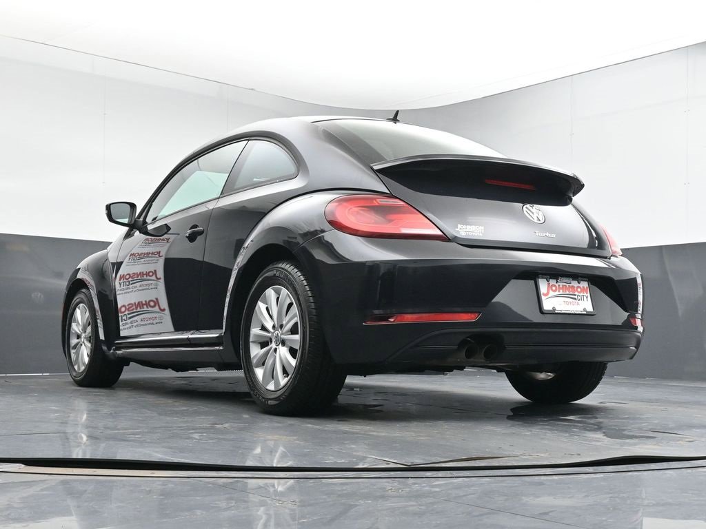 Used 2019 Volkswagen Beetle 2.0T S image 36