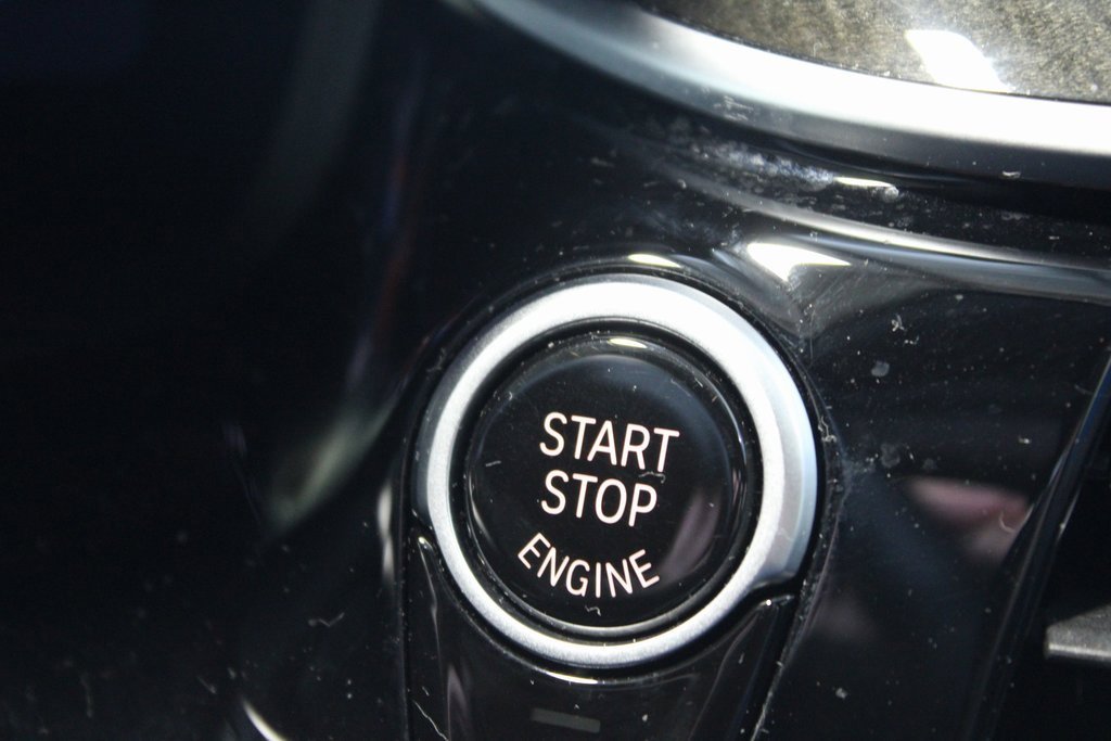 Used 2023 BMW 530i xDrive w/ Convenience Package image 34