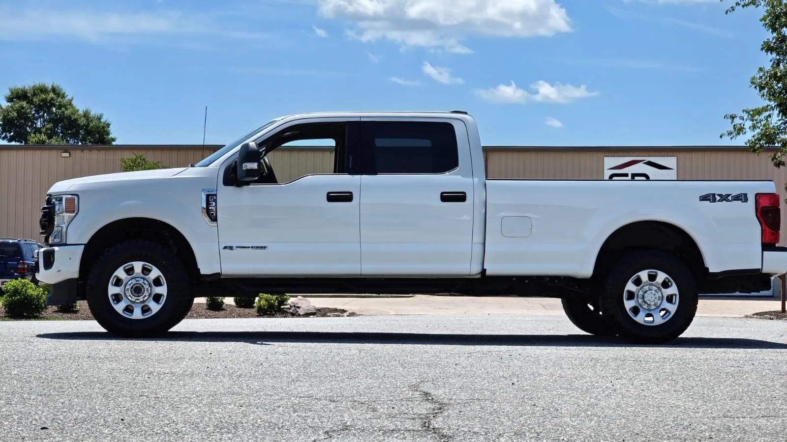 Used 2022 Ford F350 XLT w/ Black Appearance Package AWD/4WD image 7