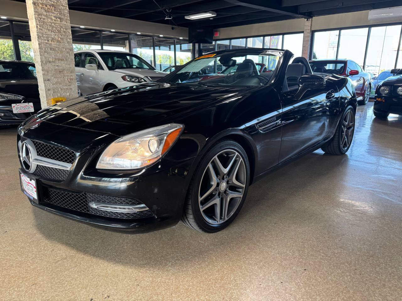 Used 2013 Mercedes-Benz SLK 250 image 30