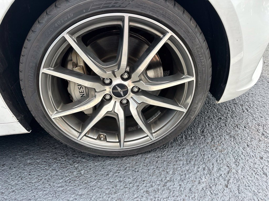 Used 2025 Genesis G70 2.5T RWD image 4