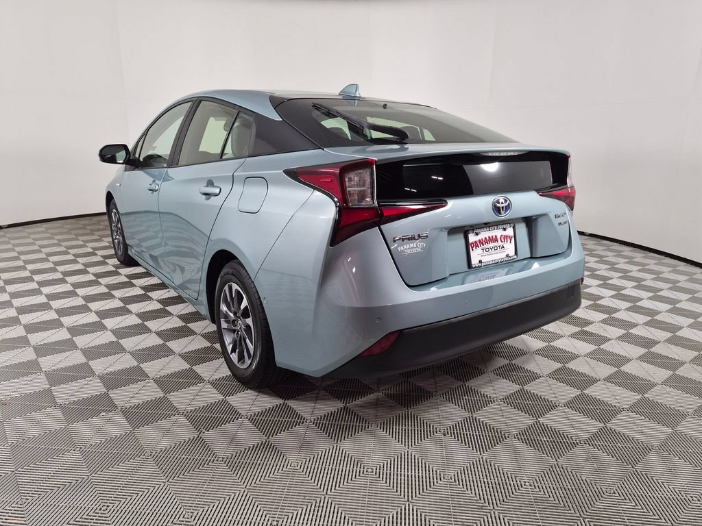 Used 2022 Toyota Prius Limited w/ Premium Convenience Package FWD image 5
