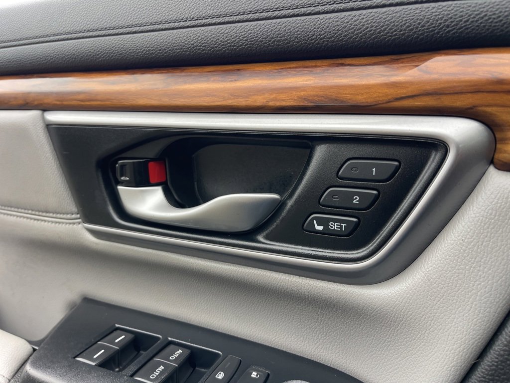Certified 2018 Honda CR-V Touring image 21