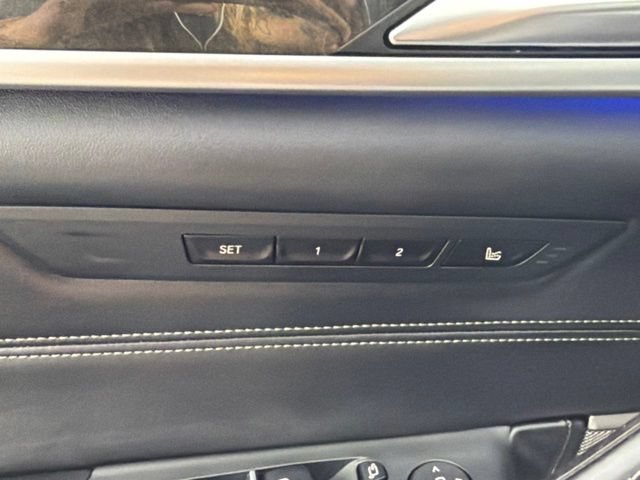 Used 2018 BMW M550i xDrive AWD/4WD image 14