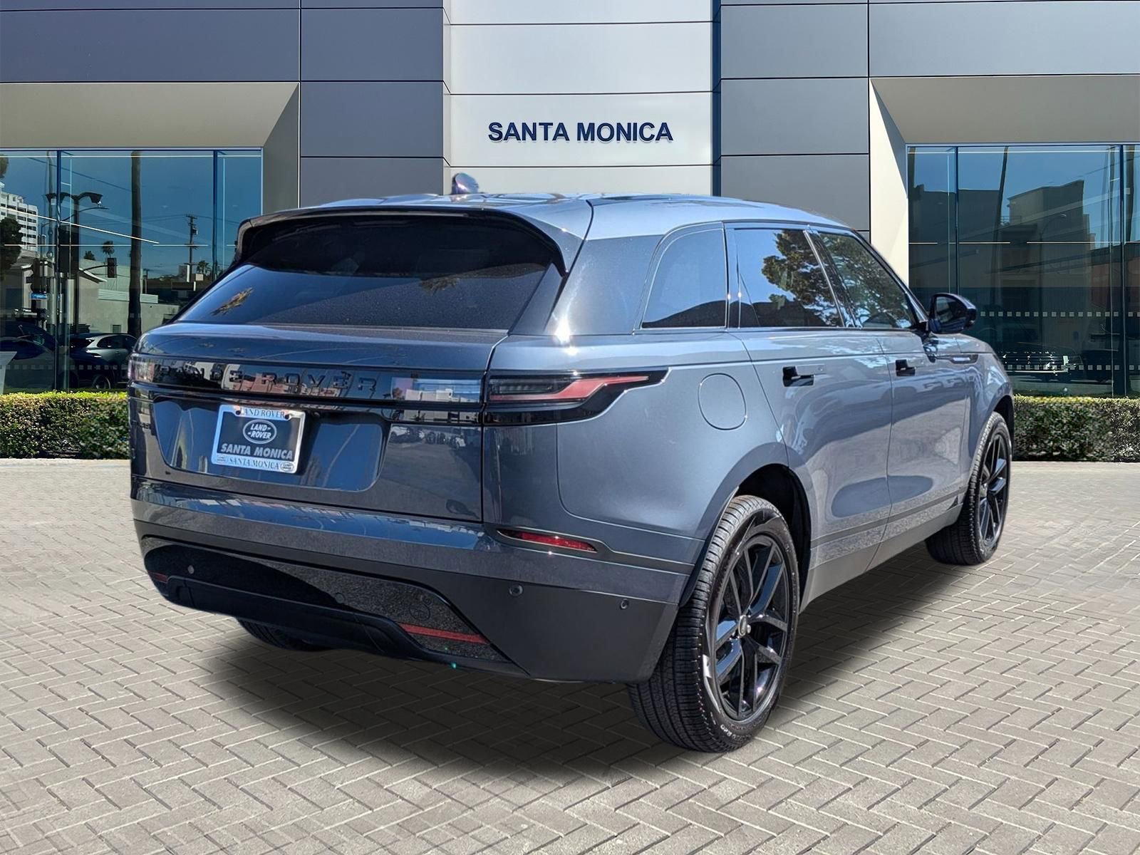 New 2026 Land Rover Range Rover Velar S AWD/4WD image 5