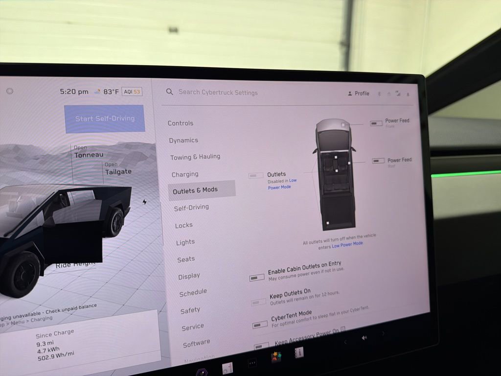 Used 2024 Tesla Cybertruck AWD Crew Cab image 24