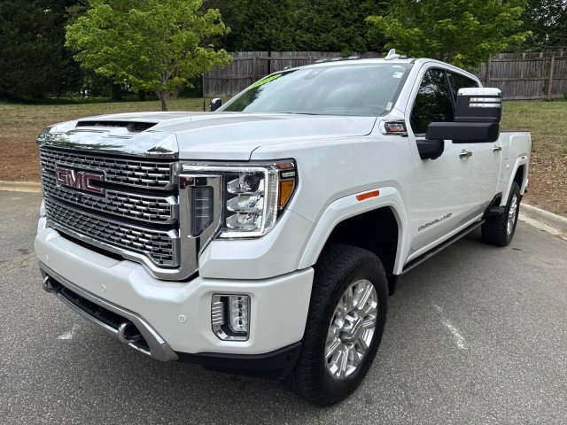 Used 2023 GMC Sierra 3500 Denali w/ Denali Ultimate Package AWD/4WD image 3
