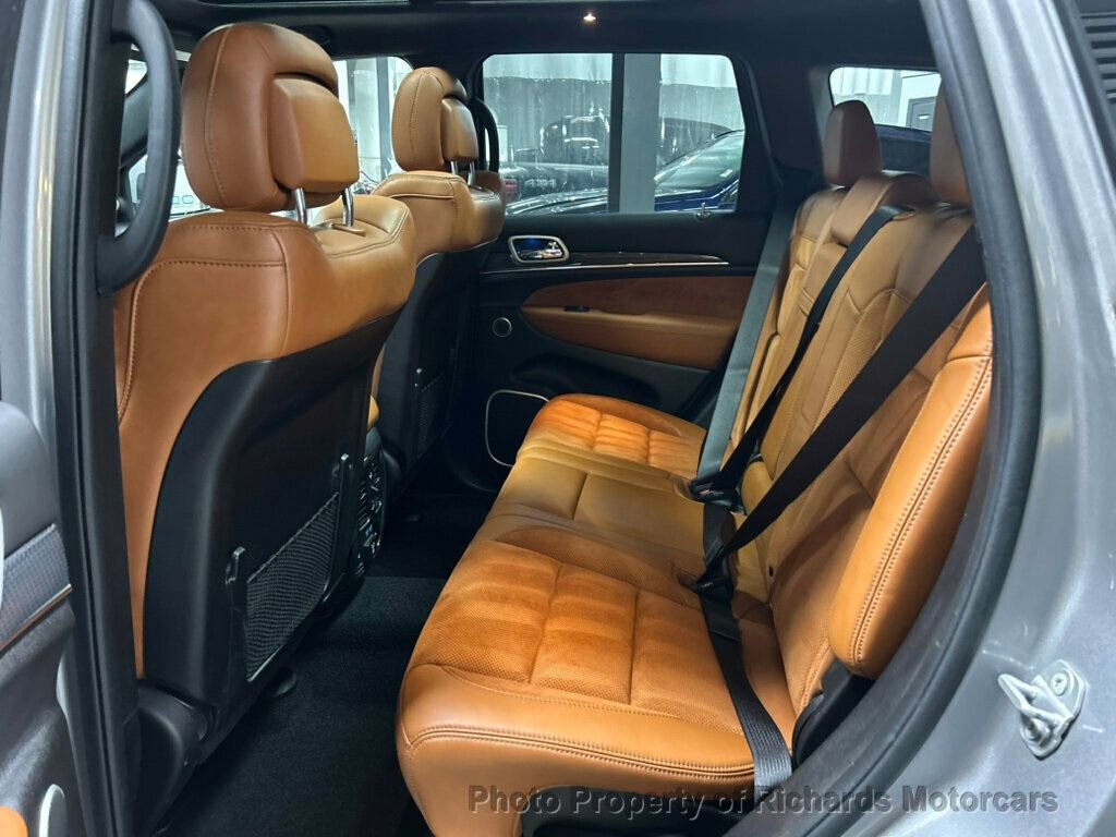 Used 2021 Jeep Grand Cherokee SRT image 16