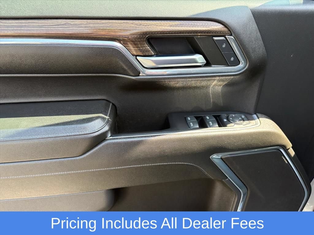 Used 2024 Chevrolet Silverado 1500 LT AWD/4WD image 24