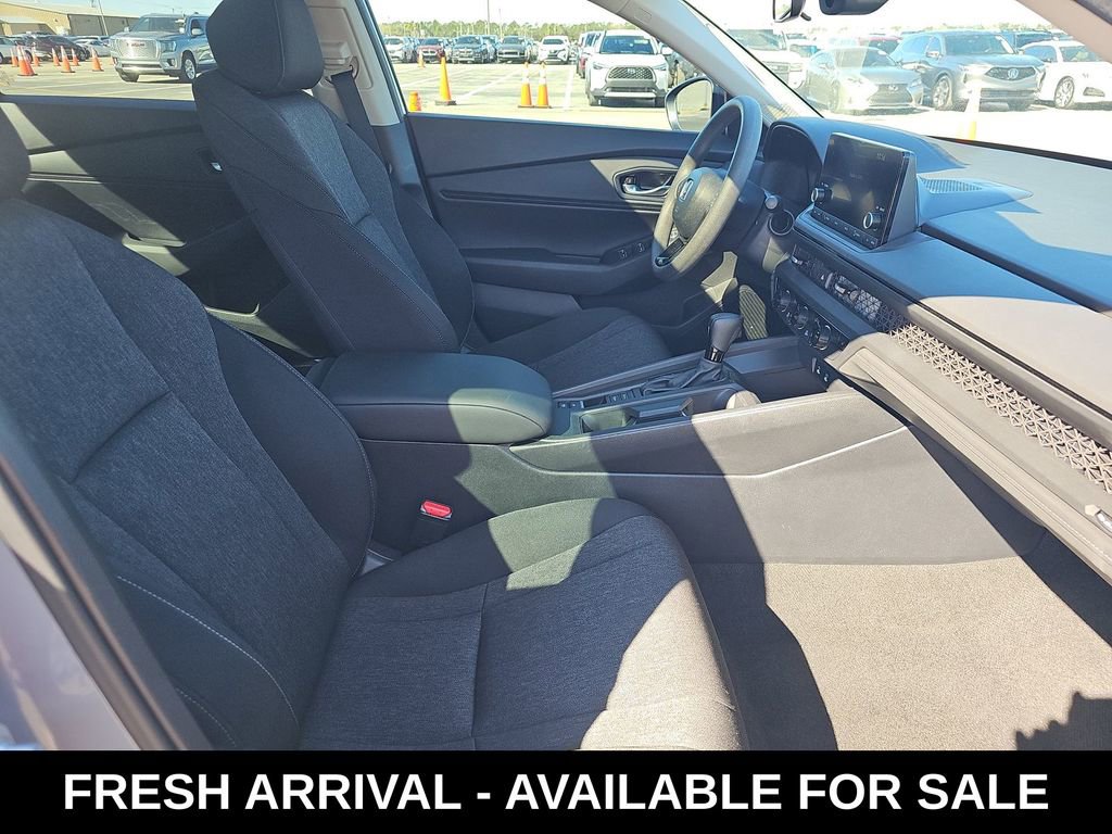 Used 2025 Honda Accord SE image 12