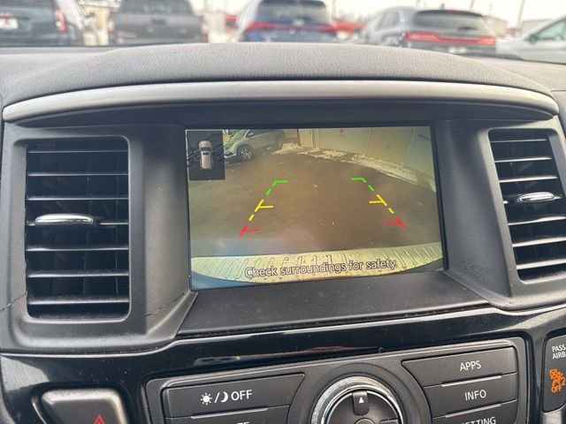 Used 2020 Nissan Pathfinder S AWD/4WD image 27